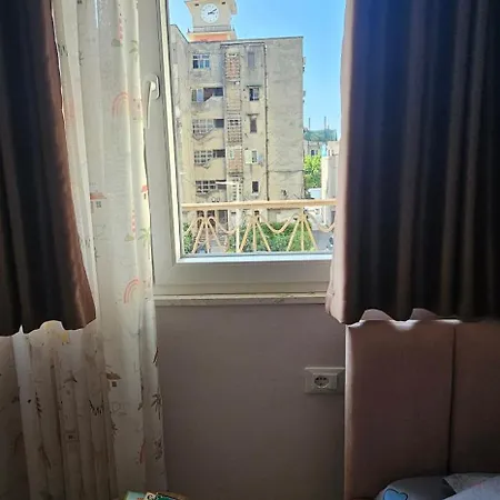 Mishel Apartment *
