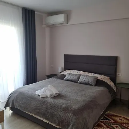 Mishel Apartment